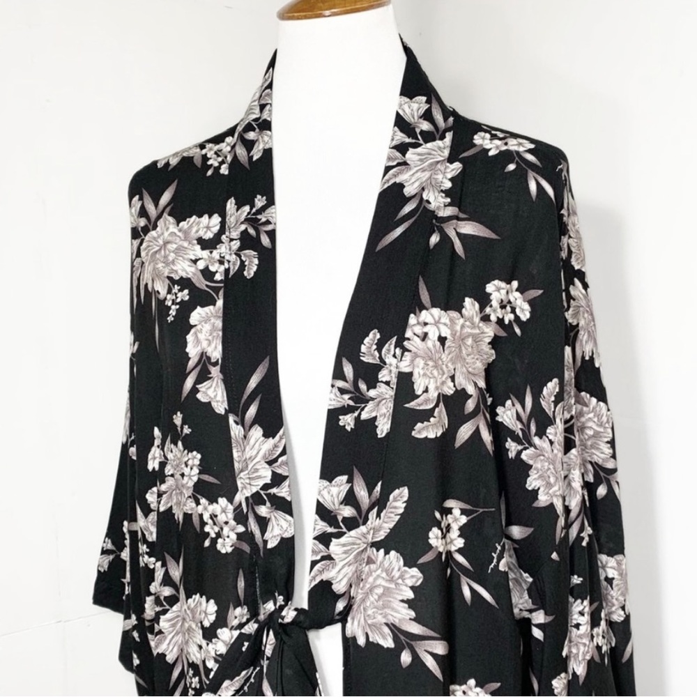Spiritual Gangster Tropical Floral Print Black Tie Waist Kimono Wrap Cardigan - Picture 3 of 12
